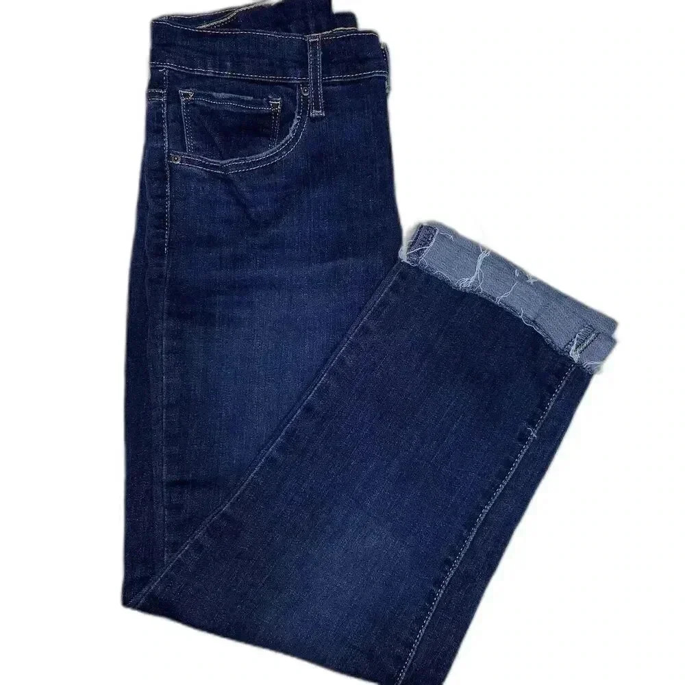 Levi's Jeans Women Size w30 L30 Cuffed Cropped Dark Wash Stretch Mid Rise. - Picture 8 of 10
